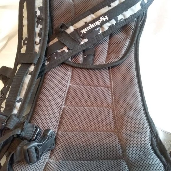 Hydrapack backpack - Picture 2 of 2